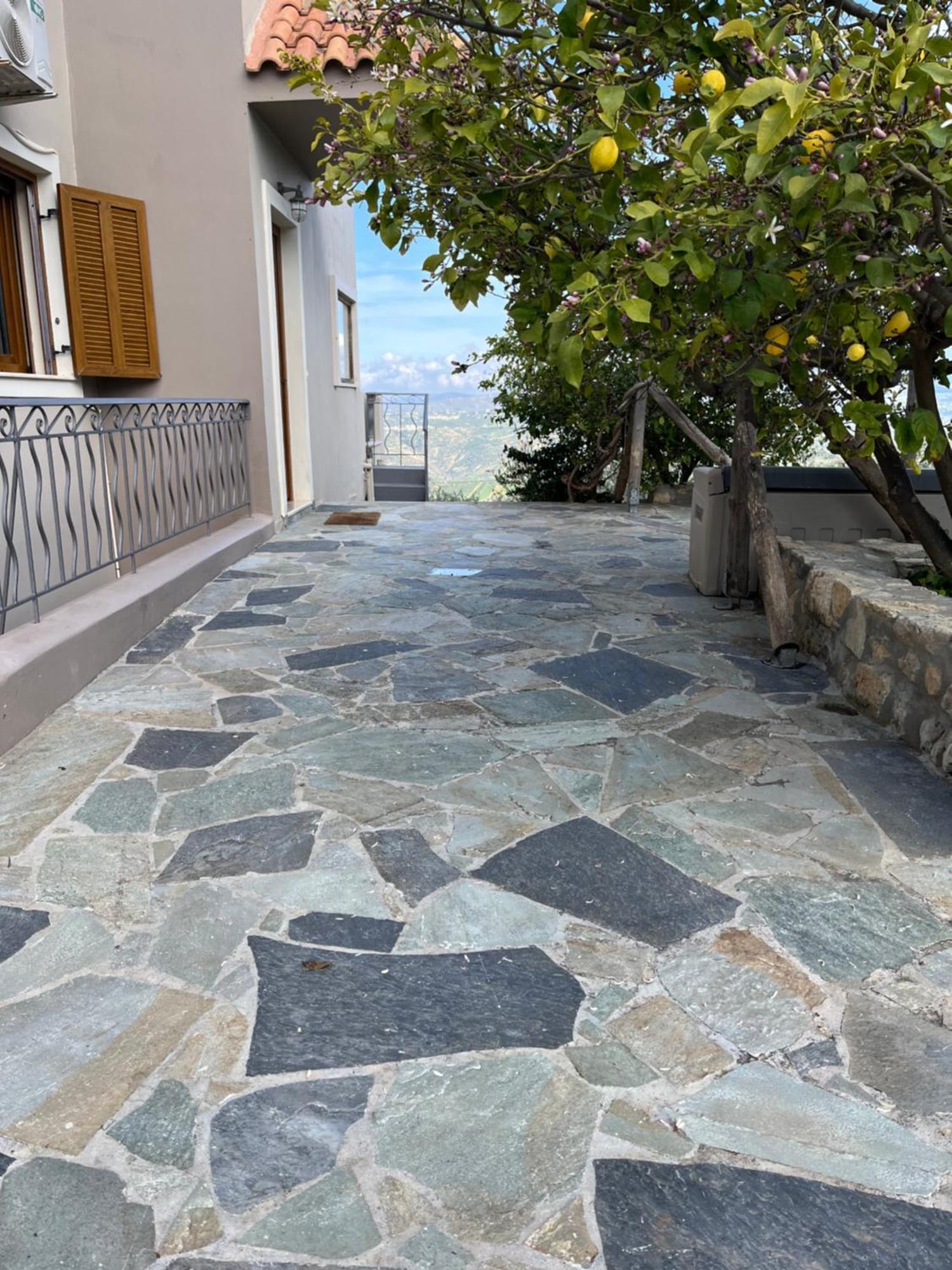 ארכנס Aletraki -Off-Grid Retreat Above Heraklion, Peaceful Views מראה חיצוני תמונה